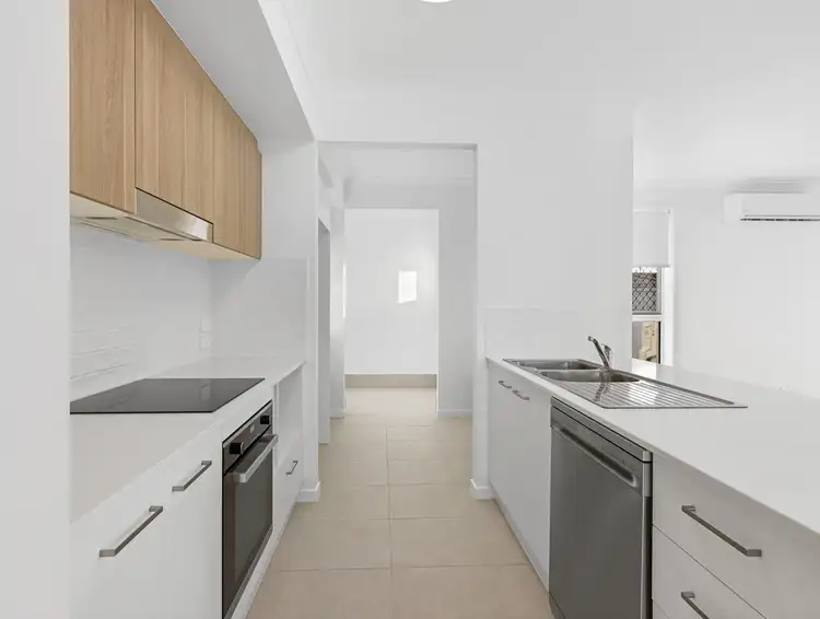 Fourth view of Homely house listing, 27 Kehlet Street, Point Vernon QLD 4655