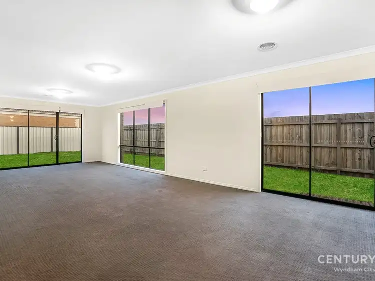 Fifth view of Homely house listing, 17 Chantelle Parade, Tarneit VIC 3029