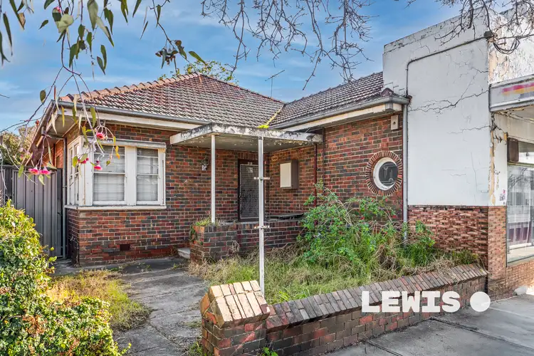 219 Melville Road, Pascoe Vale South VIC 3044