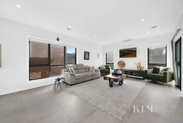 Third view of Homely house listing, 7 Coolamon Drive, Craigieburn VIC 3064