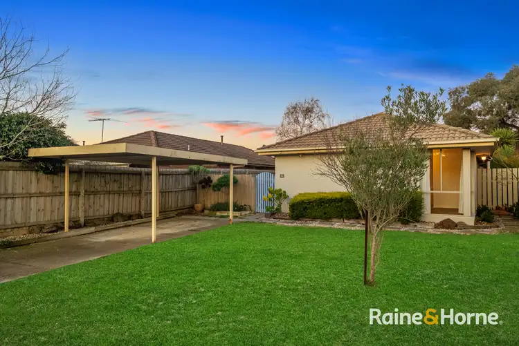 8 Boomerang Court, Narre Warren South VIC 3805