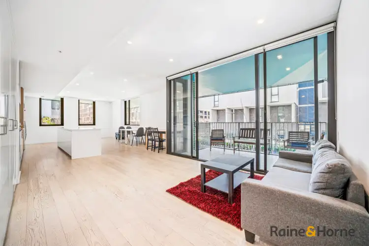 18 Paul St