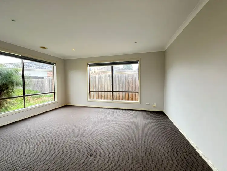 Second view of Homely house listing, 8 Bronson Circuit, Hoppers Crossing VIC 3029