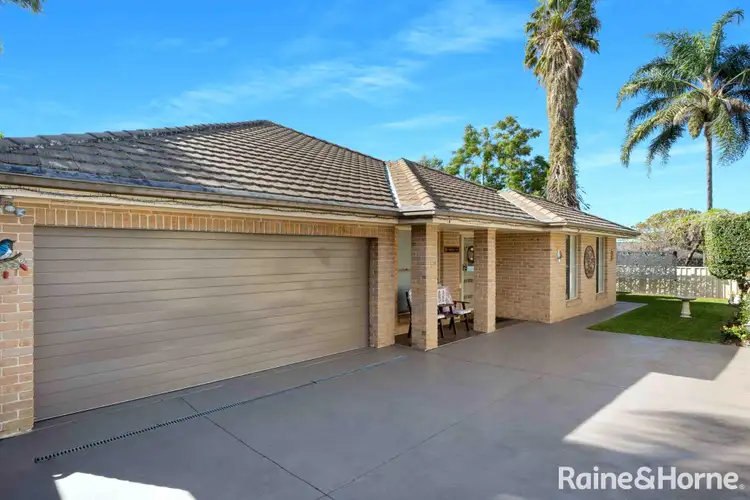 17A Cambewarra Road, Bomaderry NSW 2541