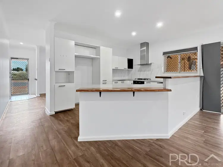 Second view of Homely house listing, 6 Parker Close, Baynton WA 6714