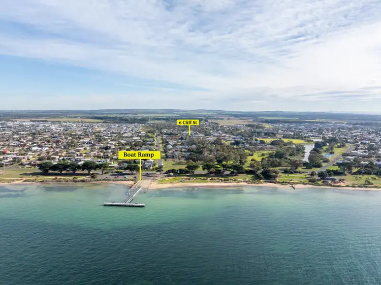 6 Cliff Court, St Leonards VIC 3223