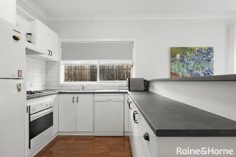 Fifth view of Homely house listing, 20 Holmes Way, Caroline Springs VIC 3023