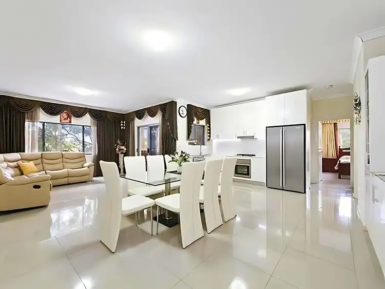 13/4 Macarthur Avenue, Revesby NSW 2212