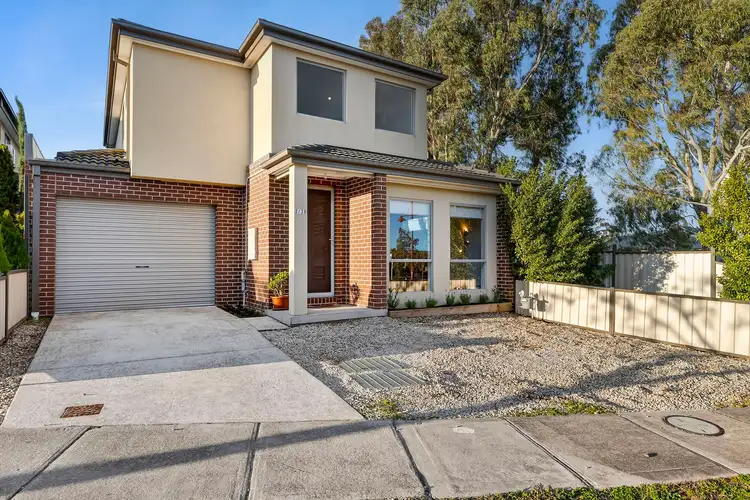 2/20 Sovereign Boulevard, Harkness VIC 3337
