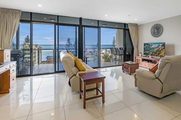 75 Landsborough Parade