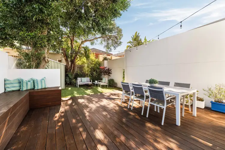 11A Creer Street