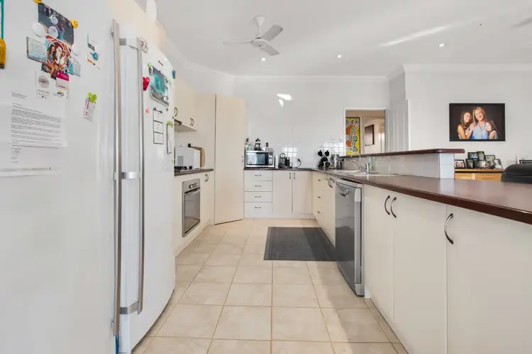 Fifth view of Homely house listing, 10 Buchanan Circuit, Baynton WA 6714