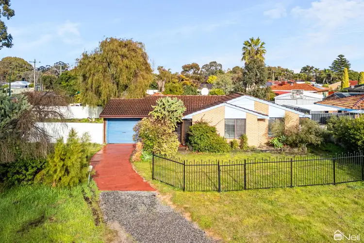 2 Heron Court, Camillo WA 6111