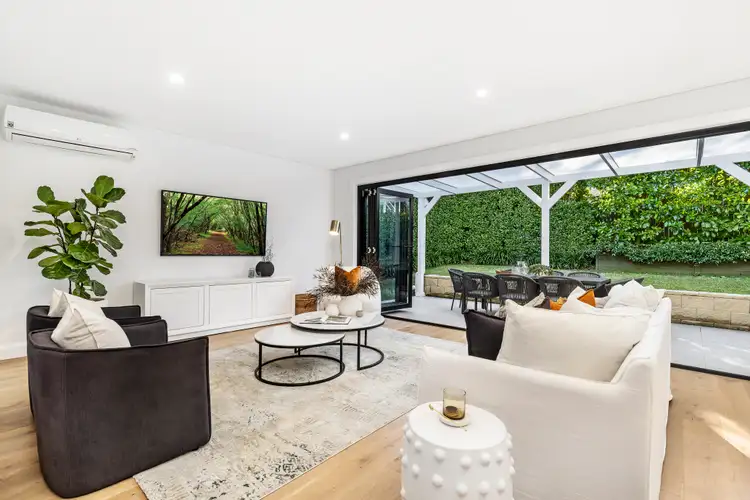 5 Matthews Avenue