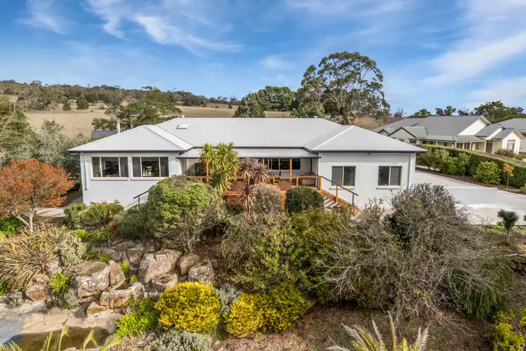 6 Morilla Court, Gisborne VIC 3437