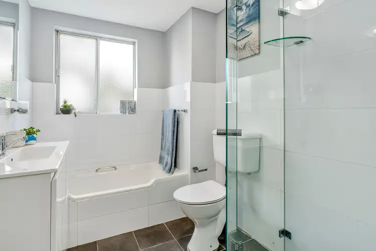 Sixth view of Homely apartment listing, 4/91 Foamcrest Avenue, Newport NSW 2106