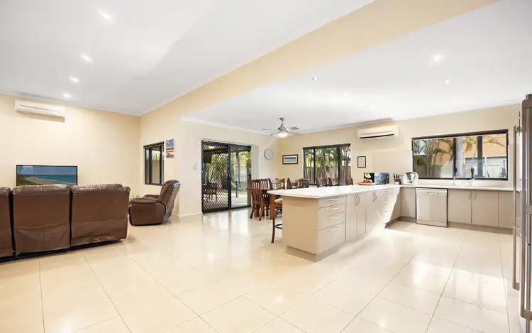 Fifth view of Homely house listing, 20 Flannelbush Turn, Nickol WA 6714