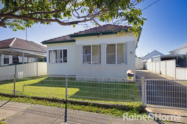 10 Nevill Street, Mayfield NSW 2304