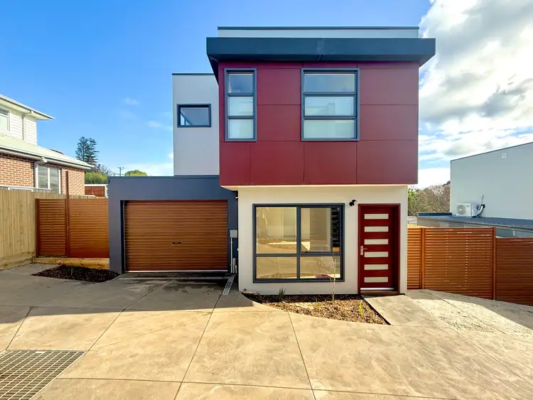 6/10 Park View Road, Drouin VIC 3818