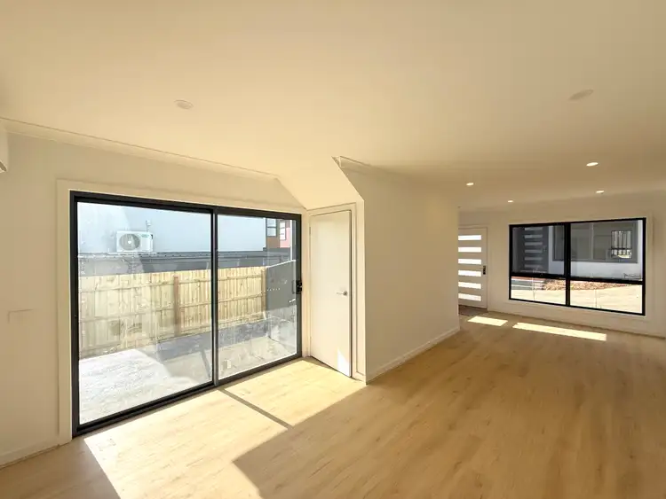 Fourth view of Homely unit listing, 6/10 Park View Road, Drouin VIC 3818