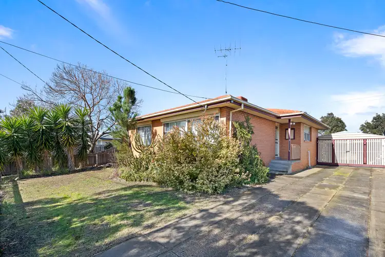 25 Young Street, Breakwater VIC 3219