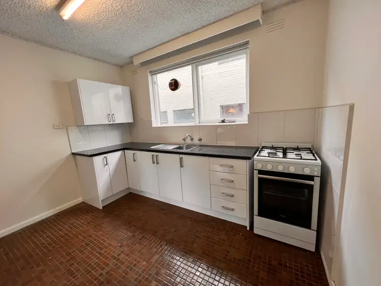 5/42 passfield street, Brunswick West VIC 3055