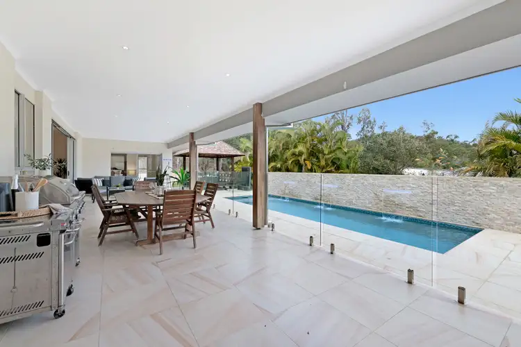 13 Summer Hill Crescent, Maudsland QLD 4210