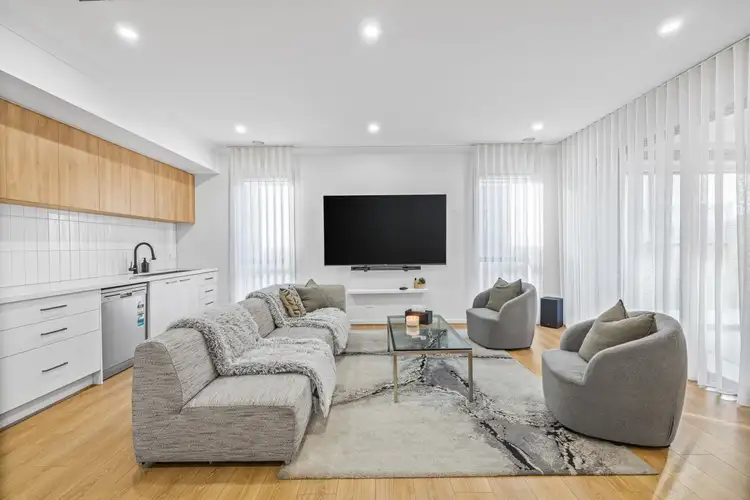 Second view of Homely house listing, 3 Kurnbrook Loop, Wollert VIC 3750