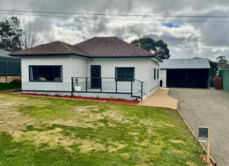 19 Kelly Street, Clare SA 5453