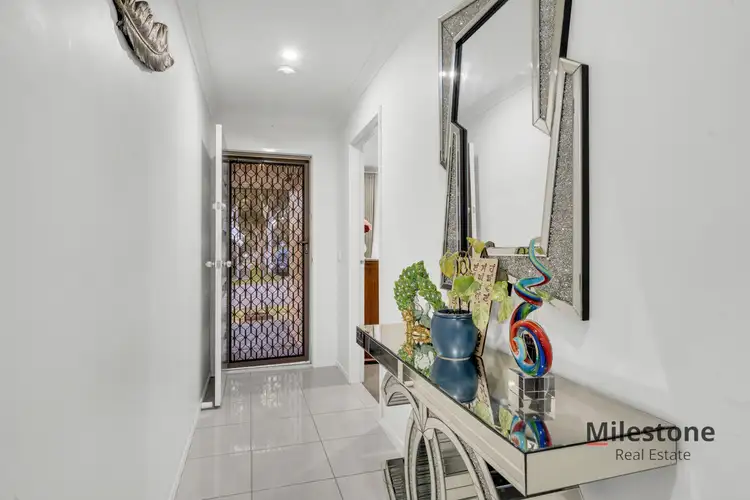 Fourth view of Homely house listing, 20 Copernicus Circuit, Cranbourne West VIC 3977