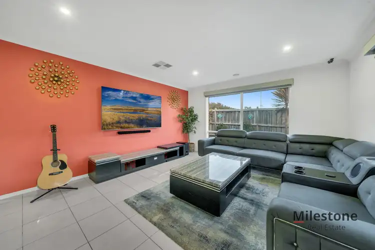 Sixth view of Homely house listing, 20 Copernicus Circuit, Cranbourne West VIC 3977
