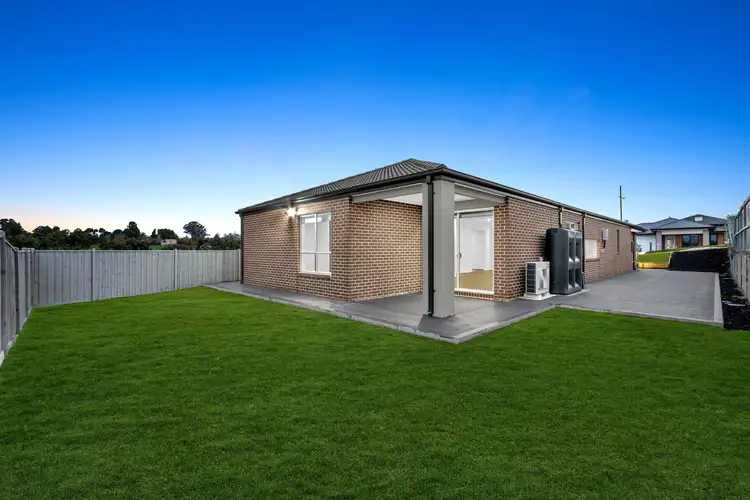 Seventh view of Homely house listing, 21 Toland Avenue, Warragul VIC 3820
