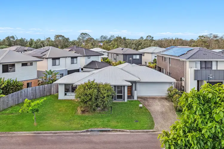 9 Parkland Avenue, Arundel QLD 4214