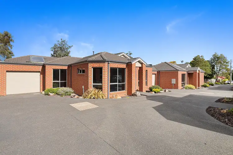Second view of Homely unit listing, 8/4 Hearn Street, Drouin VIC 3818