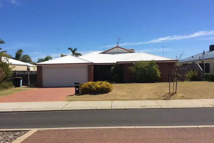 164 Peelwood Parade, Halls Head WA 6210