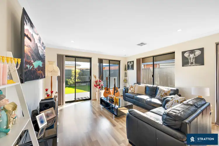 Second view of Homely house listing, 21 Casitas Street, Champion Lakes WA 6111