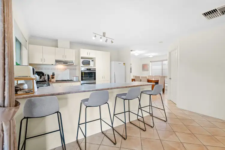 Sixth view of Homely house listing, 41 Yeovil Circuit, Craigmore SA 5114