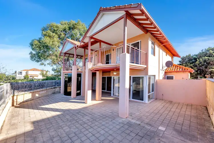 Fifth view of Homely house listing, 2 Ocean Point Close, Port Kennedy WA 6172
