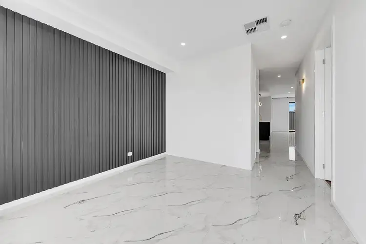 Fifth view of Homely house listing, 8 CAVILL WAY, Tarneit VIC 3029