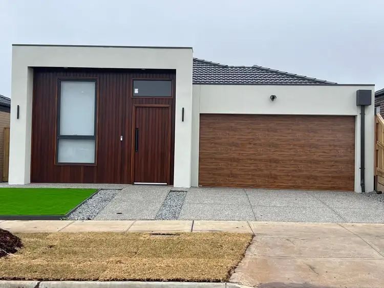 Second view of Homely house listing, 33 Thyme Crescent, Fraser Rise VIC 3336