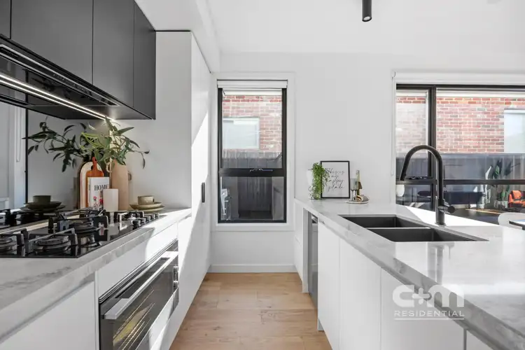 2/64 Farview Street, Glenroy VIC 3046