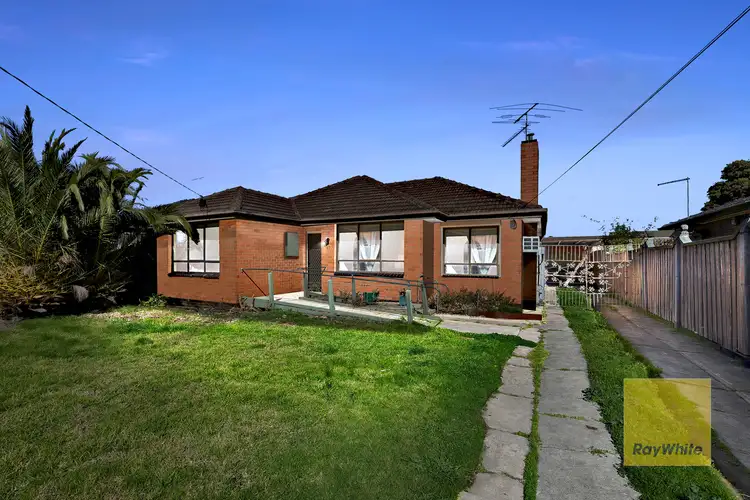 87 Power Street, St Albans VIC 3021