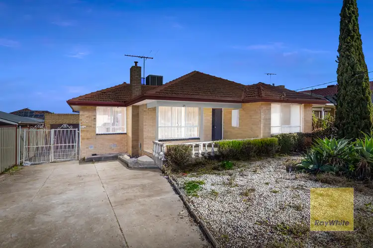 Second view of Homely house listing, 25 Kodre street, St Albans VIC 3021