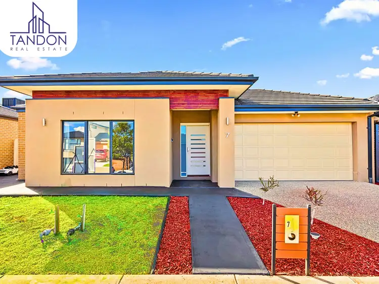 7 Dewberry Street, Manor Lakes VIC 3024