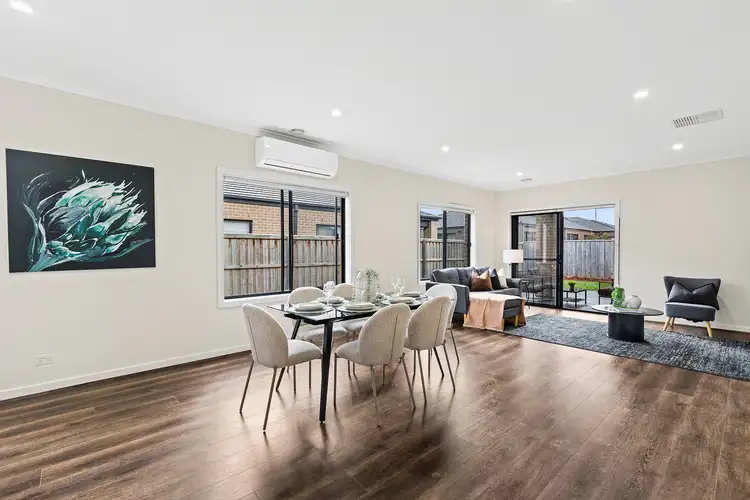 Fifth view of Homely house listing, 7 Dewberry Street, Manor Lakes VIC 3024