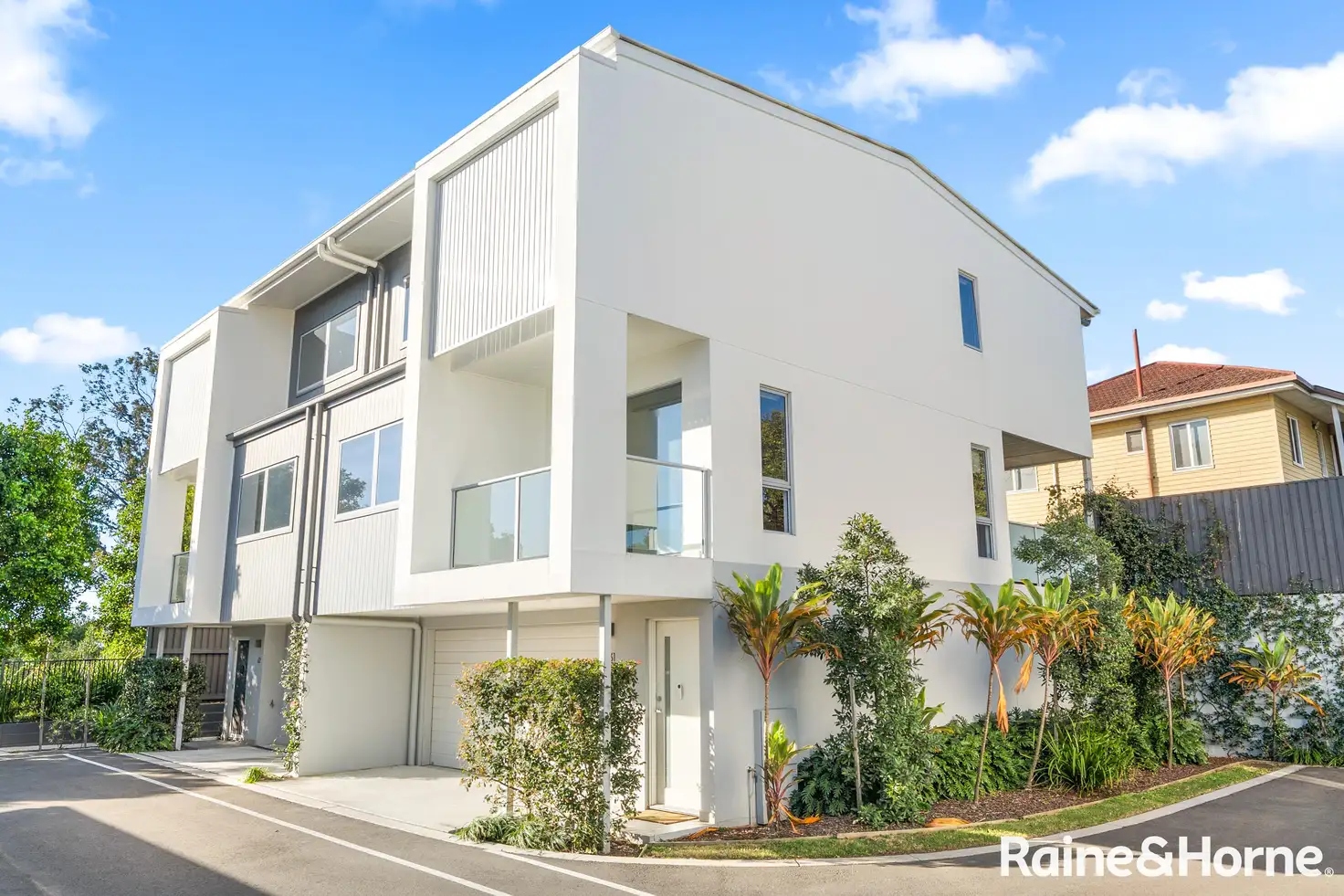 Main view of Homely townhouse listing, 61/84 Finnegan Circuit, Oxley QLD 4075