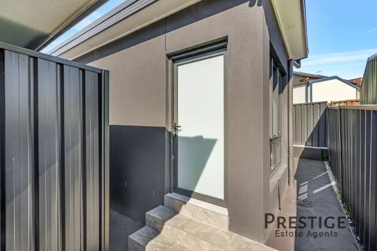 27A Derwent Place, Bossley Park NSW 2176