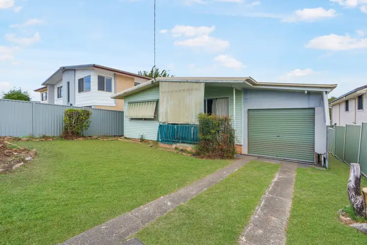 Second view of Homely house listing, 18 Beitz Avenue, Labrador QLD 4215