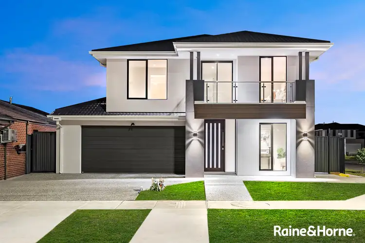 19 Follett Blvd, Clyde VIC 3978