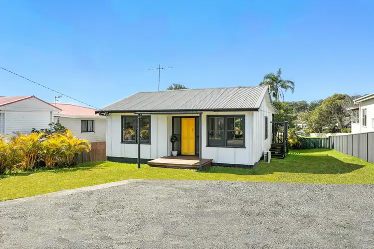 552 The Entrance Road, Bateau Bay NSW 2261